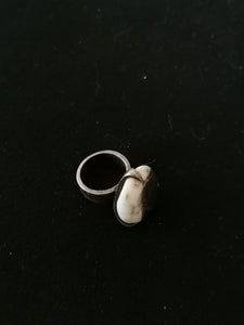 Bague création argent et pierre