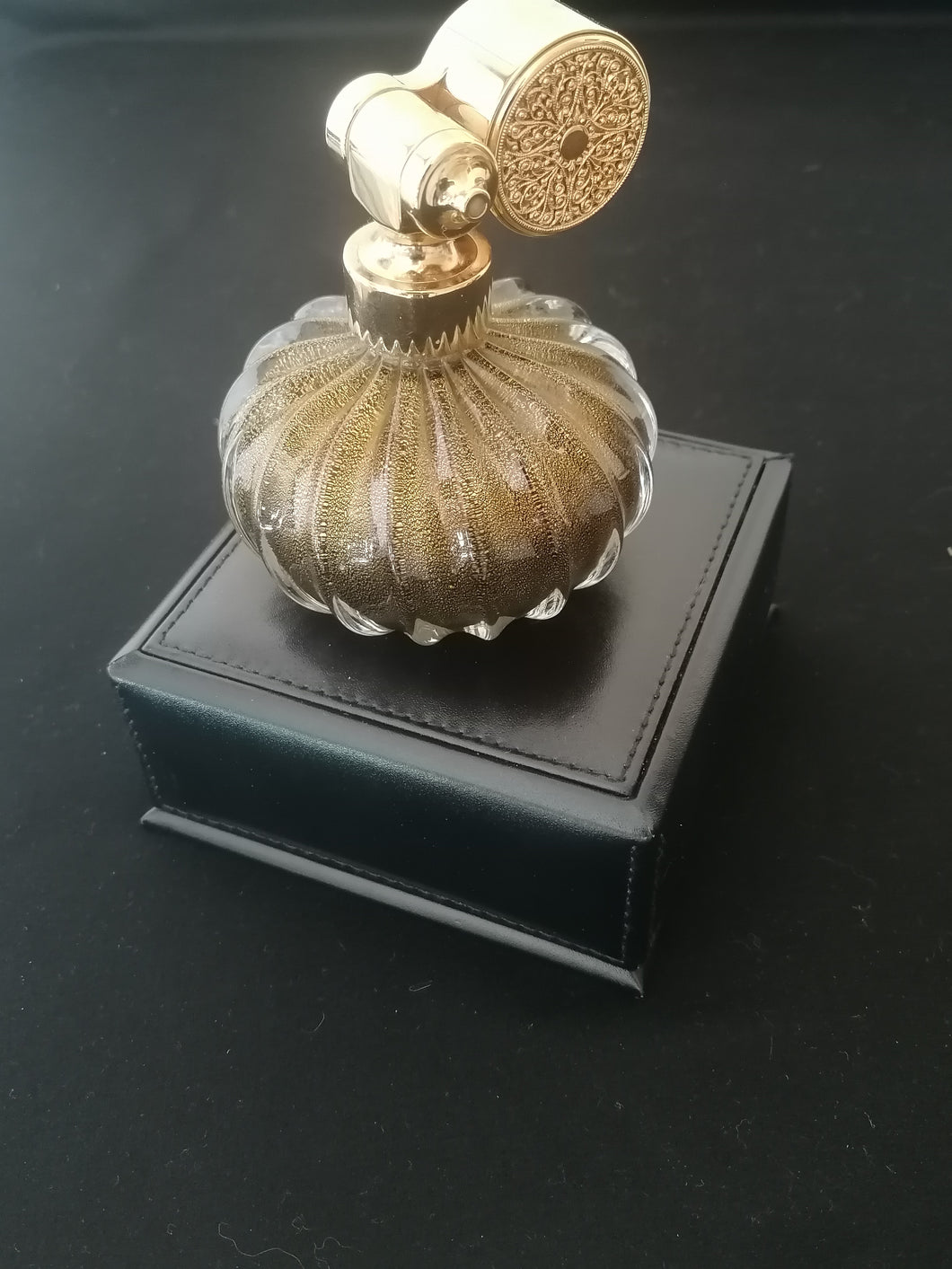 MARCEL FRANCK VERRIER Falcon verre soufflé De murano avec pulvérisateur (fonctionne) paillette d'or 24K. 