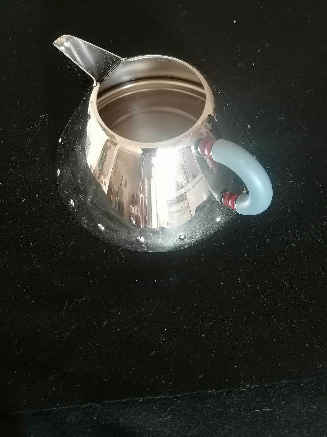 Crémier en inox, design Alessi 