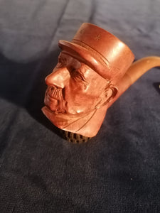 St Claude France Pipe ancienne Charle De Gaulle en bois sculpté