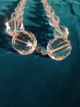 Charger l&#39;image dans la galerie, Collier perles en cristal taillé à facettes 
