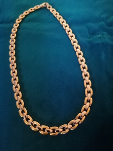 Collier chaîne en inox et doré. 