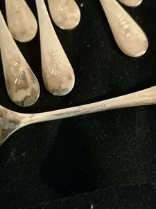 Beard fourchettes à huîtres, série de 12 pièces.