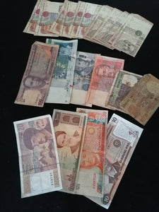 Lot de divers billets de banque 