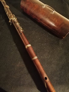Magnifique coffret avec flûtes traversière en palissandre d'époque Louis Philippe fabrication de Thibouville Hérouard