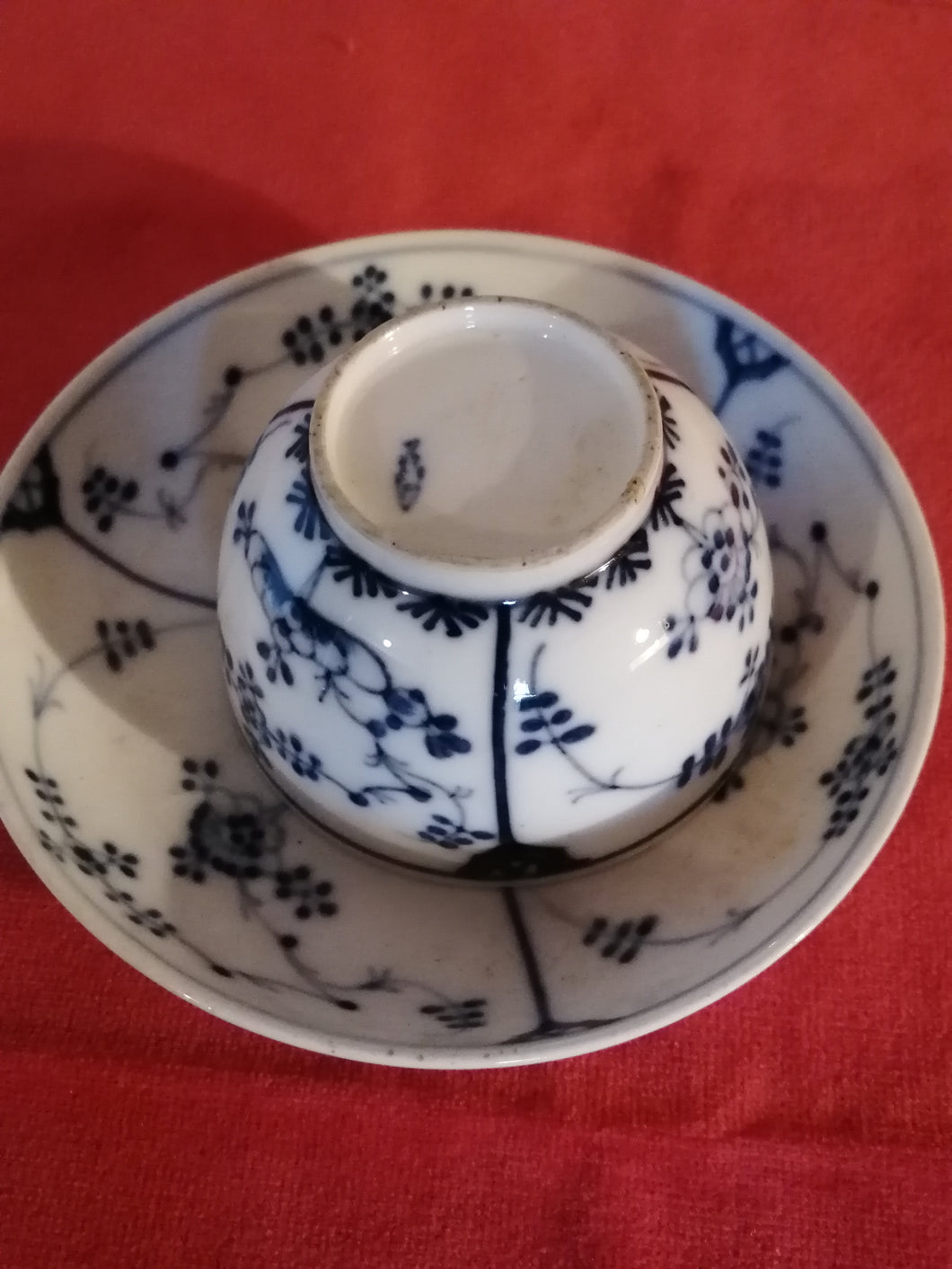 Vieux Nyon ancien, bol et sous coupe en porcelaine peinte à la main, décors bleu et blanc en parfait état. XIXème 