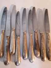 Charger l&#39;image dans la galerie, Jezler perle série de 9 coûteaux manche en argent massif 

