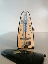 Charger l&#39;image dans la galerie, Wittner Taktell   Metronome vintage 1970 mécanique, fonctionne 
