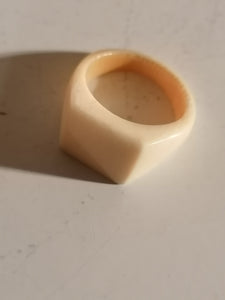 Bague chevalière vers 1900