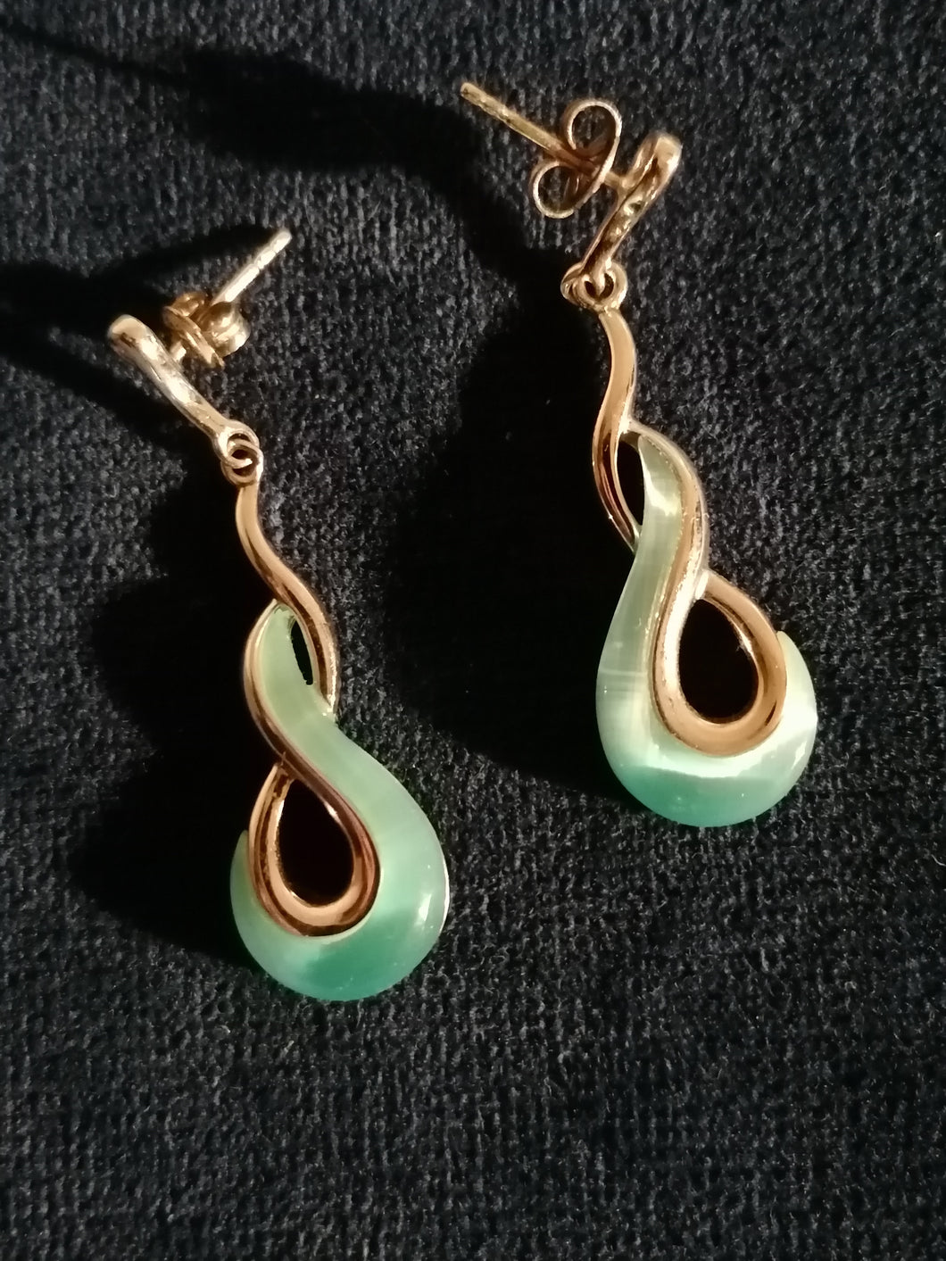 Paire de boucle d'oreille argent rhodié et pierre synthétique