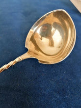 Charger l&#39;image dans la galerie, Bruckmann &amp; Söhne - Heilbronn cuillère à sauce en argent massif doré vers 1900 modèle style renaissance 
