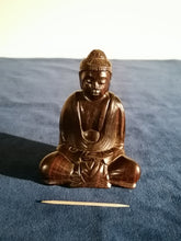 Charger l&#39;image dans la galerie, Bouddha en bois de palissandre  sculpté, XXème 

