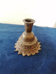 Bougeoir en bronze probablement Inde islamique XIXÈME ou pièce d'un narguilé (brûleur à tabac