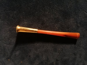 Porte cigarette or 14 carats  laminé, forme de trompette 
