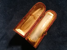 Charger l&#39;image dans la galerie, Porte cigarette nacre et or 18 carats français fin XIXe 
