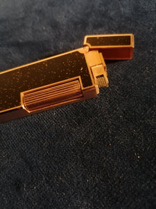 Briquet dunhill doré et laqué, parfait état 