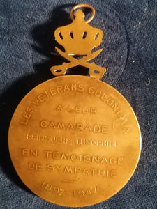 Médaille belge doré grand format 