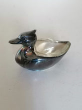 Charger l&#39;image dans la galerie, Salière canard en argent massif et cristal Jezler 
