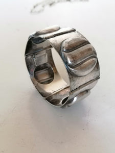 Bracelet fait main, bijoux créateur non signé, très belle qualité, métal argenté des année 50-60