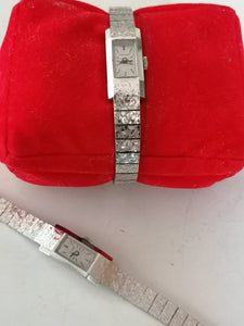 Wittnauer montre bracelet femme mécanique, vers 1960 ( en ce temps la marque appartenait à Longines. Doré or blanc.