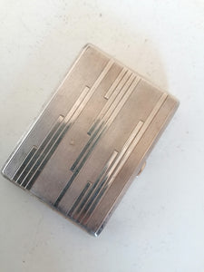 Boîte à cigarette ou carte de visite  en argent massif année 30